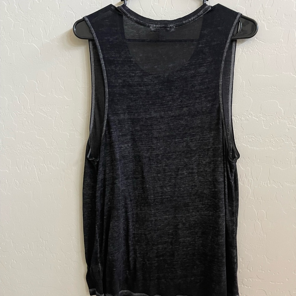 Express Cat Tank Top - Picture 5 of 5